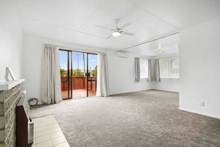 Photo of property in 36 Fantame Street, Cannons Creek, Porirua, 5024