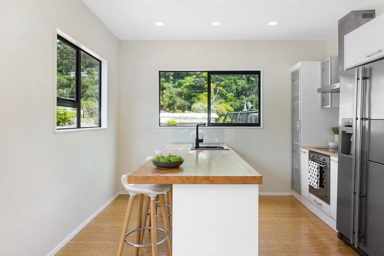 Photo of property in 53 Cluny Road, Plimmerton, Porirua, 5026