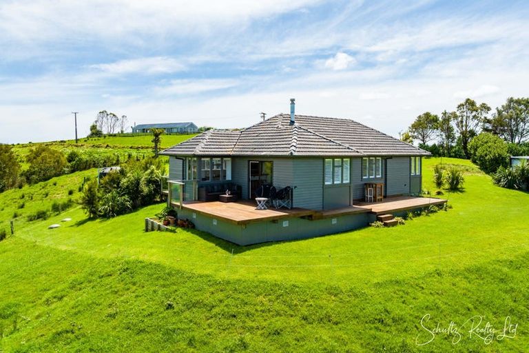 Photo of property in 213a Pahi Road, Pahi, Paparoa, 0571