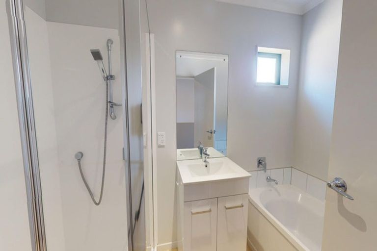 Photo of property in 5 Apa Street, Weymouth, Auckland, 2103