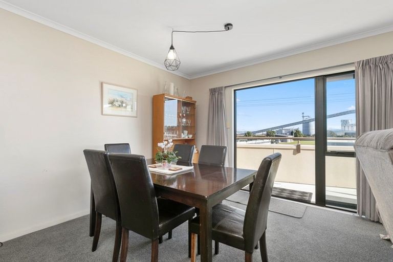Photo of property in 43a Tawa Street, Mount Maunganui, 3116