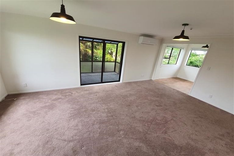 Photo of property in 3/1 Wattle Street, New Lynn, Auckland, 0600