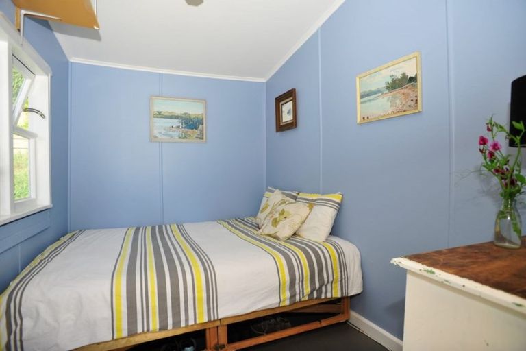 Photo of property in 25 Andersons Road, Charteris Bay, Governors Bay, 8971