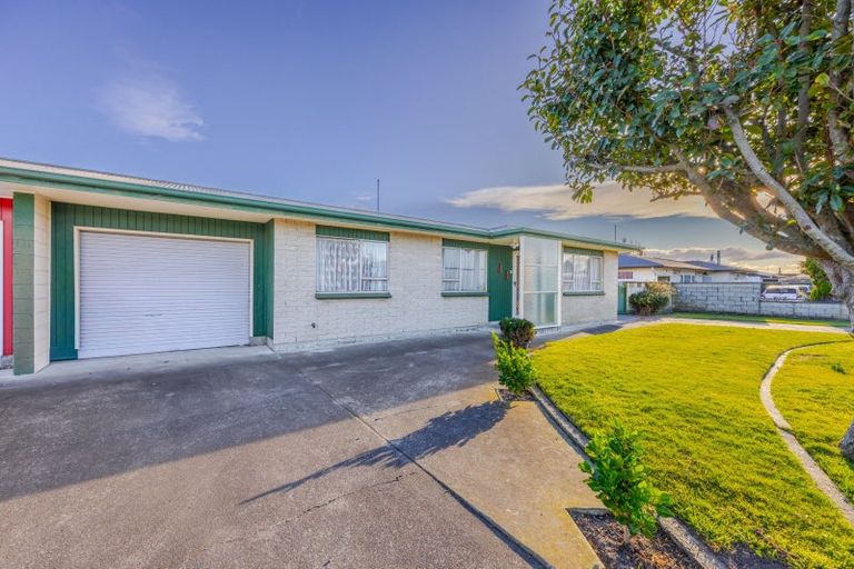 Photo of property in 577-579 Lowe Street, Camberley, Hastings, 4120