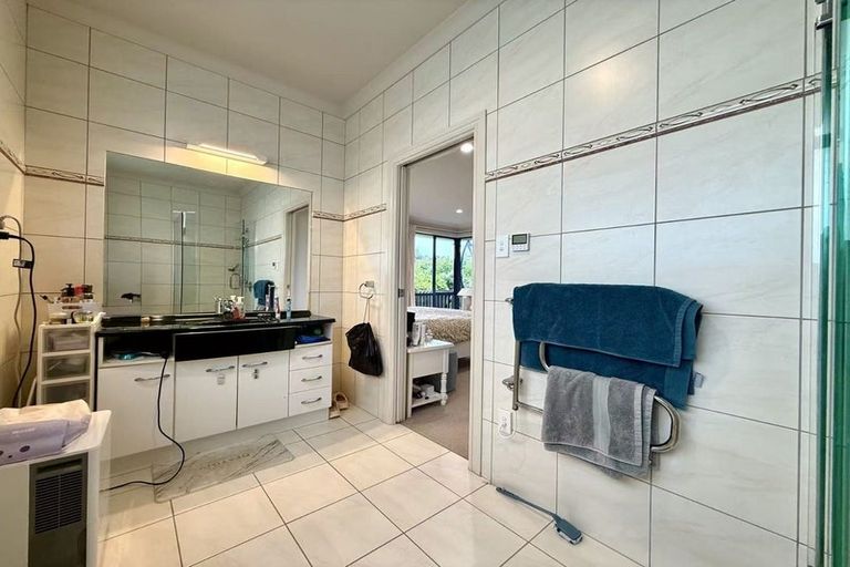 Photo of property in 3 Terry Smyth Drive, Kumeu, 0892