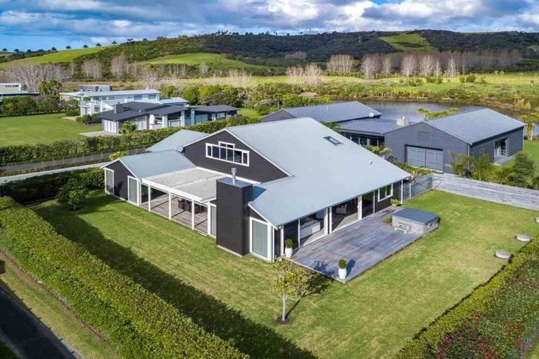 Photo of property in 36 Taumata Road, Omaha, Warkworth, 0986