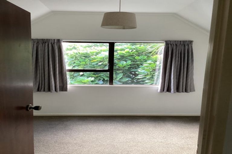 Photo of property in 3/13 Aorangi Place, Birkenhead, Auckland, 0626