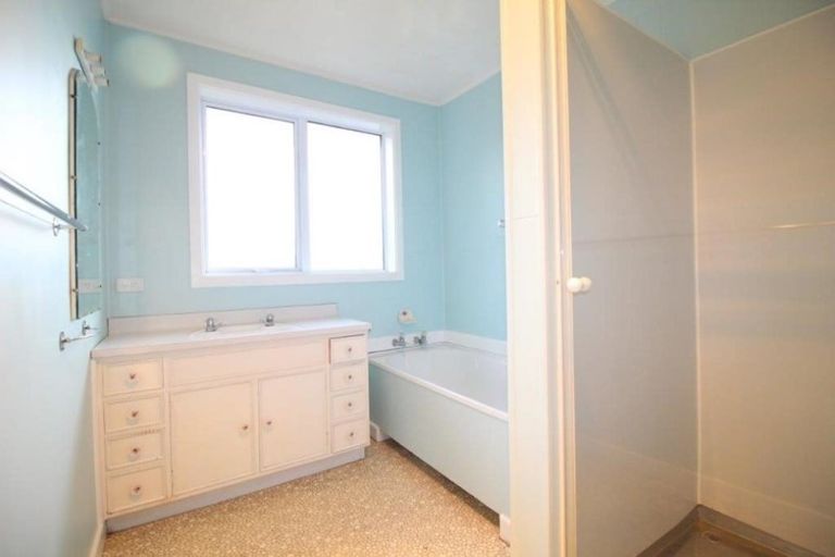 Photo of property in 33 Highfield Terrace, Newfield, Invercargill, 9812