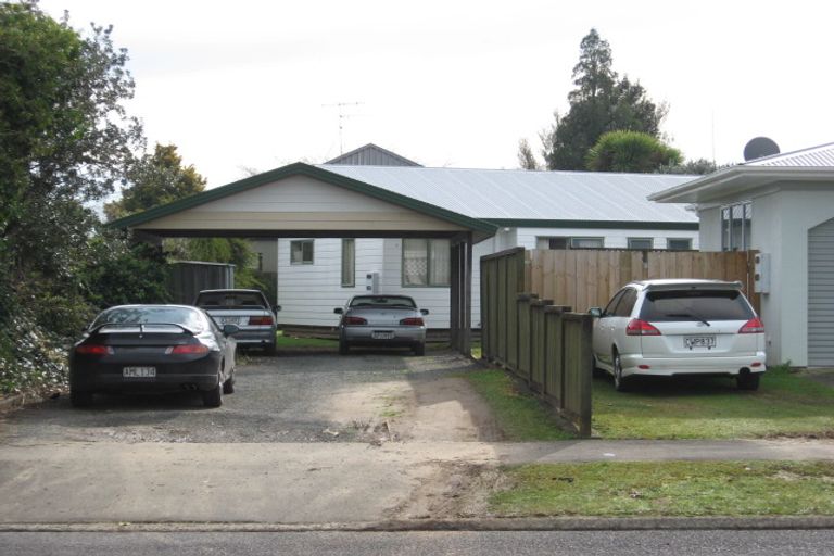 Photo of property in 19 Nevada Road, Silverdale, Hamilton, 3216