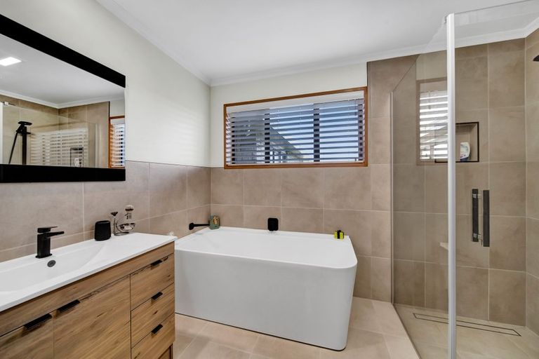 Photo of property in 2227 Skeet Road, Auroa, Hawera, 4678