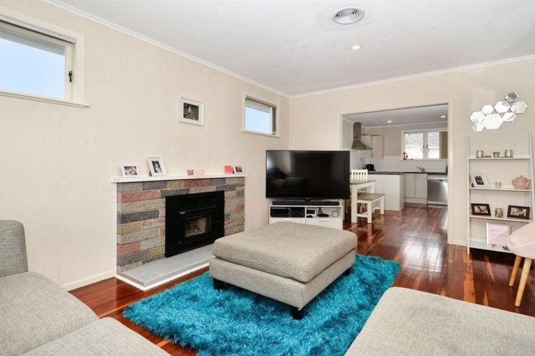 Photo of property in 74 Pooks Road, Ranui, Auckland, 0612