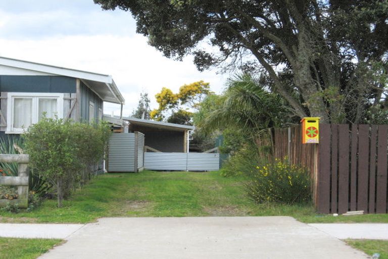 Photo of property in 206b Philomel Road, Whangamata, 3620