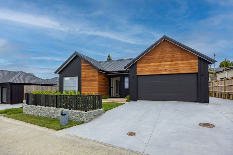 Photo of property in 25 Anehana Place, Stanmore Bay, Whangaparaoa, 0932
