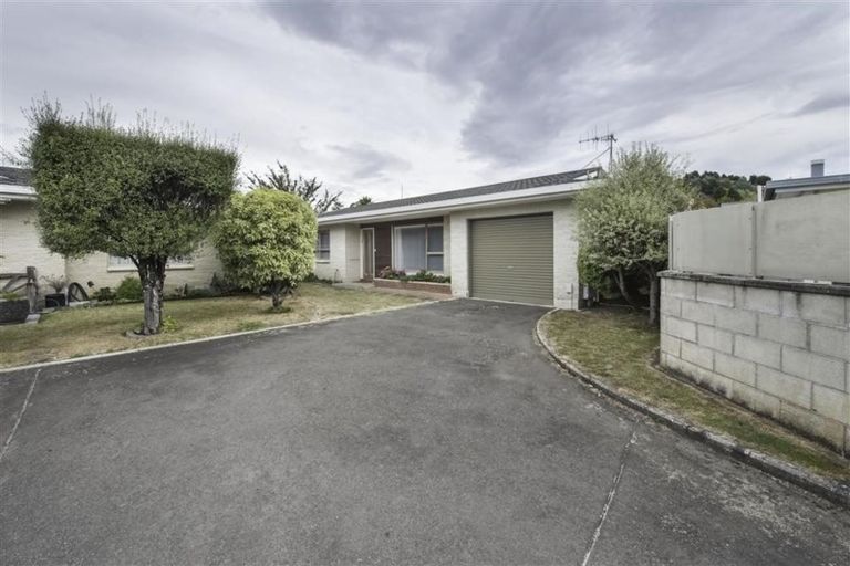 Photo of property in 3/17 Ngarimu Crescent, Taradale, Napier, 4112