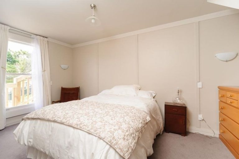 Photo of property in 105 Karori Road, Karori, Wellington, 6012