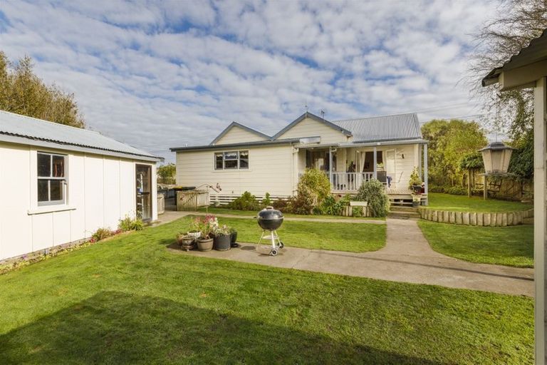 Photo of property in 233 Makino Road, Feilding, 4702