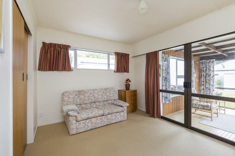 Photo of property in 19 Erin Street, Hokowhitu, Palmerston North, 4410