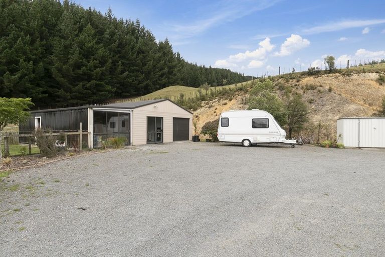 Photo of property in 91b Kakariki Way, Whitemans Valley, Upper Hutt, 5371