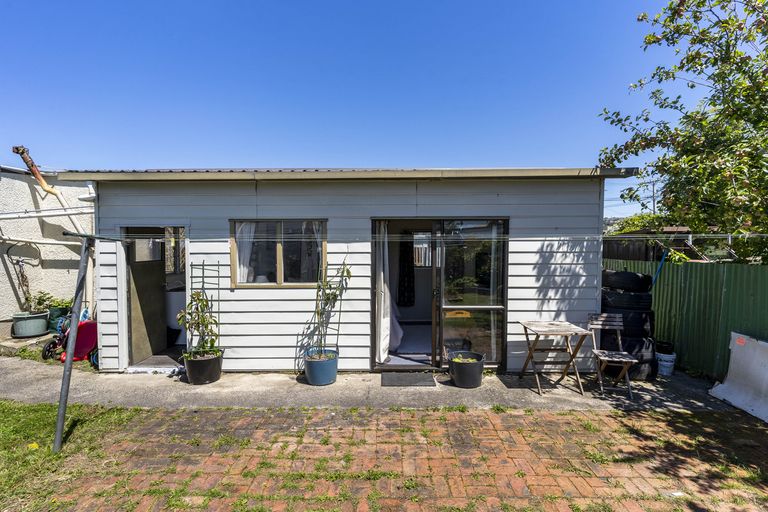Photo of property in 30 Young Street, Saint Kilda, Dunedin, 9012