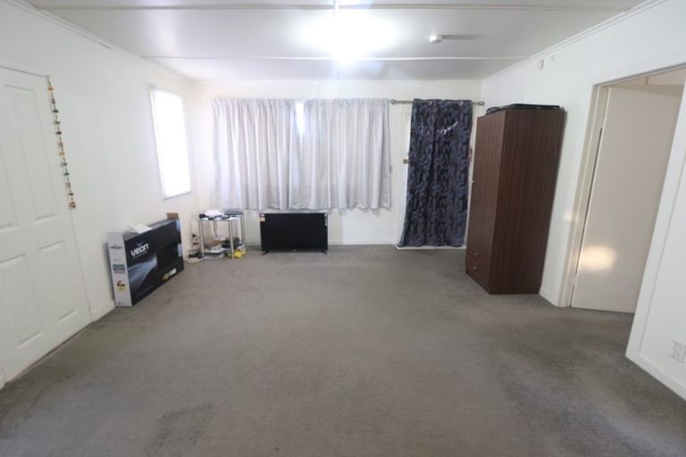 Photo of property in 5 Schnapper Rock Road, Greenhithe, Auckland, 0632