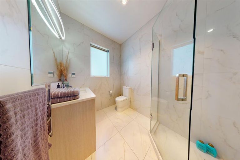 Photo of property in 2 Arriere Lane, Silverdale, 0932