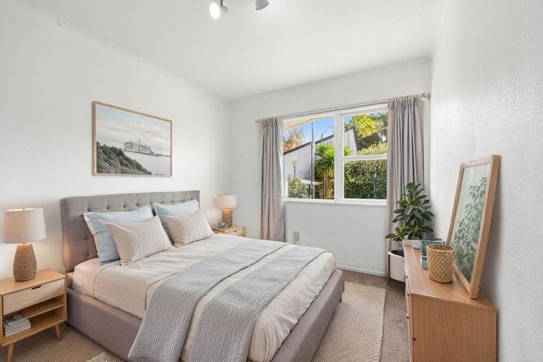 Photo of property in 4 Riverhills Avenue, Pakuranga Heights, Auckland, 2010