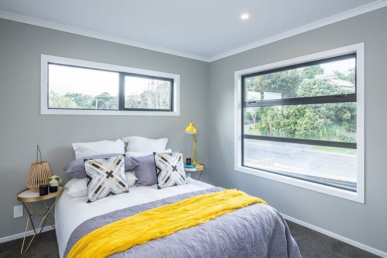 Photo of property in 37a Tiromoana Road, Raumati South, Paraparaumu, 5032