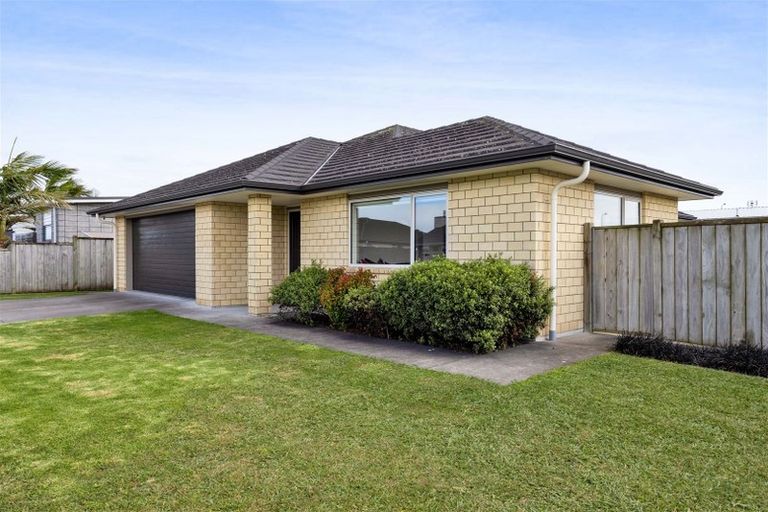 Photo of property in 11 Rawiri Drive, Bell Block, New Plymouth, 4312