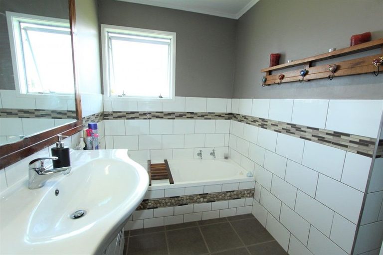 Photo of property in 7 Wairoa Place, Tokoroa, 3420