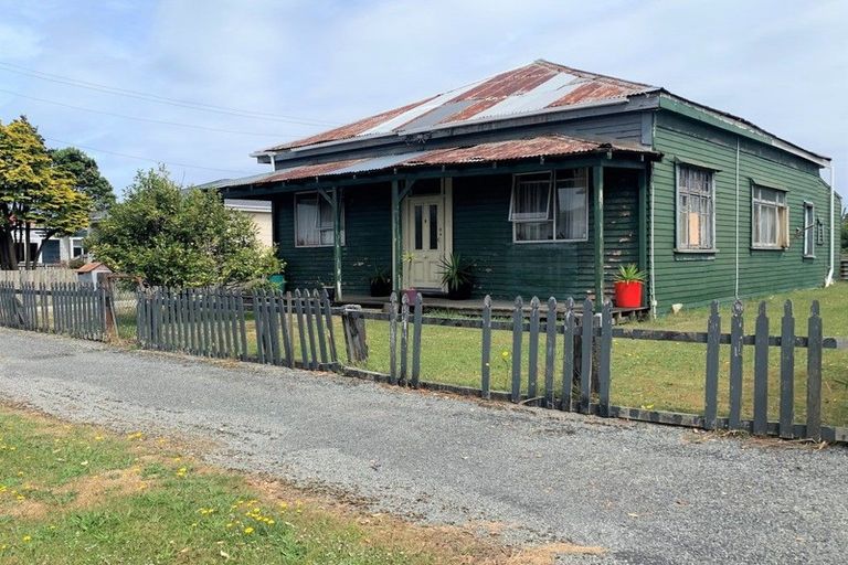 Photo of property in 30 Blake Street, Blaketown, Greymouth, 7805