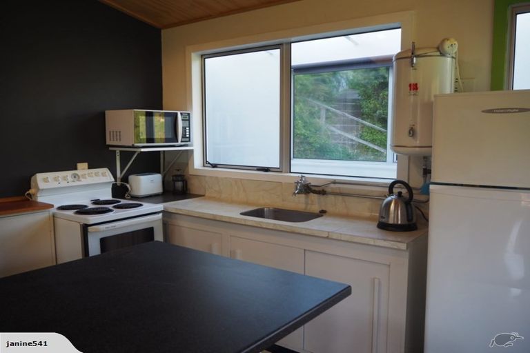 Photo of property in 119 Houghton Bay Road, Houghton Bay, Wellington, 6023