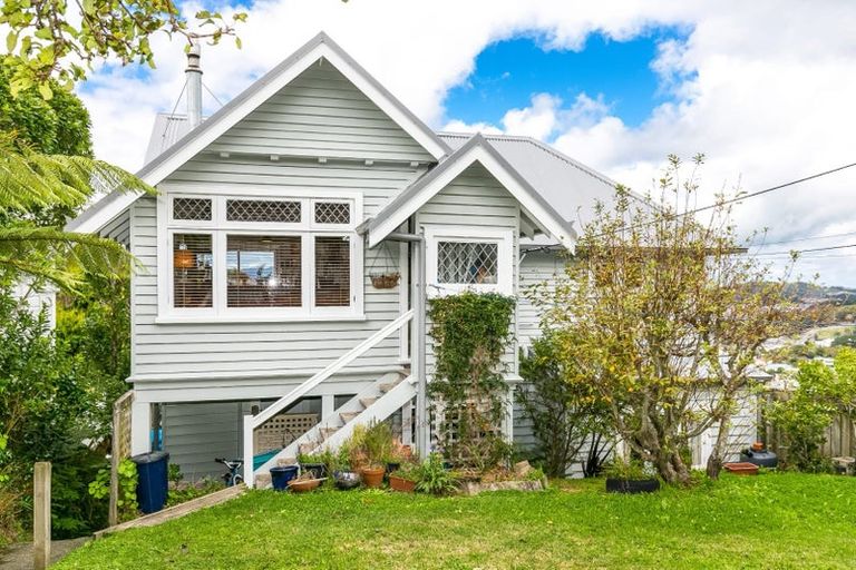 Photo of property in 69 Central Terrace, Kelburn, Wellington, 6012