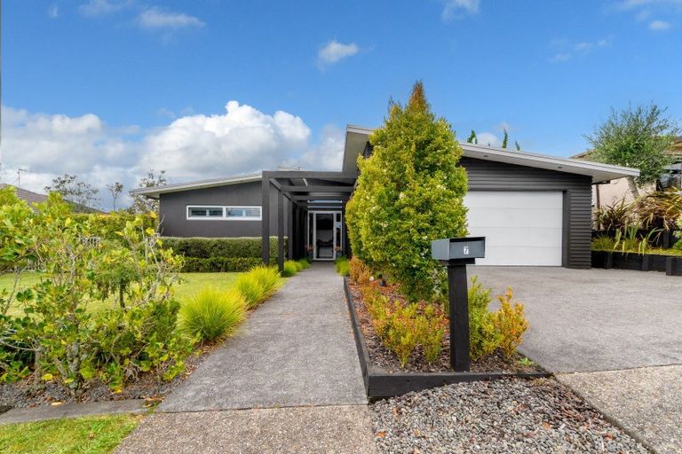 Photo of property in 7 Rexford Heights, Pyes Pa, Tauranga, 3112
