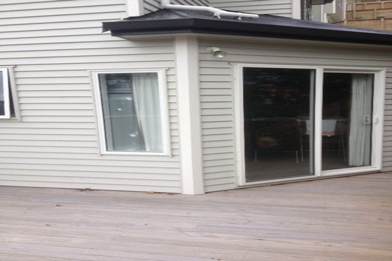 Photo of property in 8 Kopiko Way, Brooklyn, Wellington, 6021