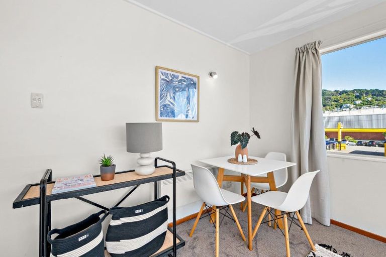 Photo of property in 2/16 Ross Street, Kilbirnie, Wellington, 6022