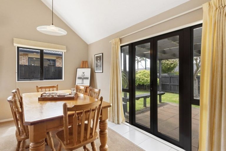 Photo of property in 15 Blairgowrie Place, Rototuna North, Hamilton, 3210