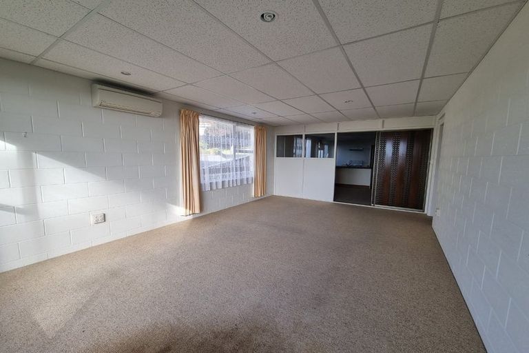 Photo of property in 1/7 Patchett Place, Cashmere, Christchurch, 8022