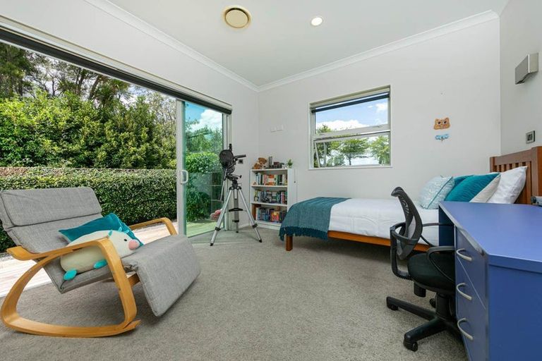 Photo of property in 51 Churchouse Road, Greenhithe, Auckland, 0632