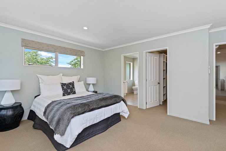 Photo of property in 11 Epsom Drive, Rangiora, 7400