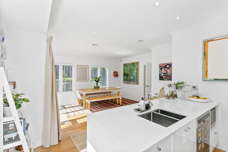 Photo of property in 72 Hataitai Road, Hataitai, Wellington, 6021