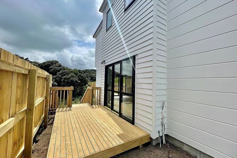 Photo of property in 32a Poruru Close, Papakura, 2110