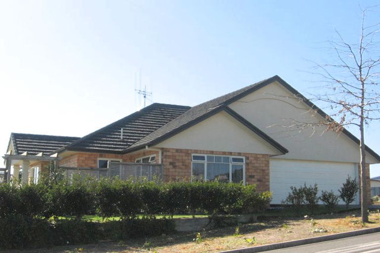Photo of property in 2 Saint Clements Grove, Bethlehem, Tauranga, 3110