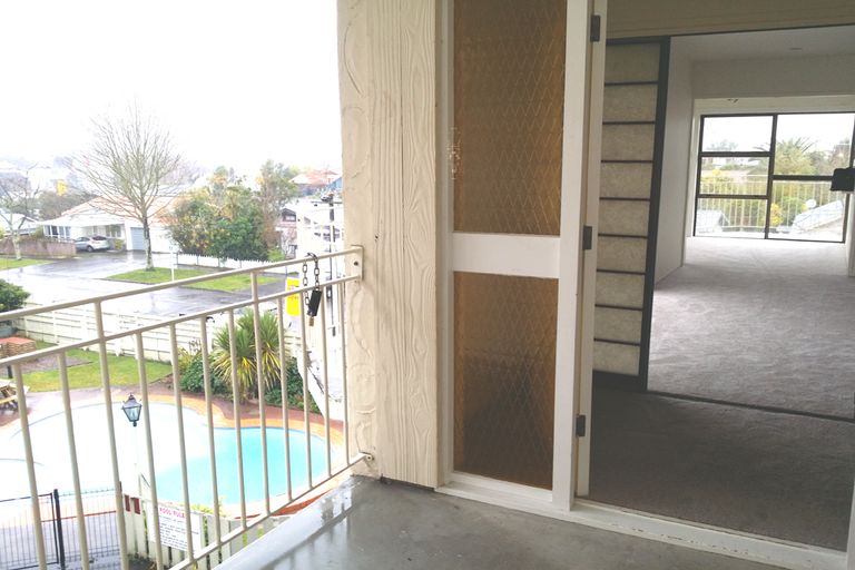 Photo of property in 9/10 Hunter Street, Hamilton Lake, Hamilton, 3204