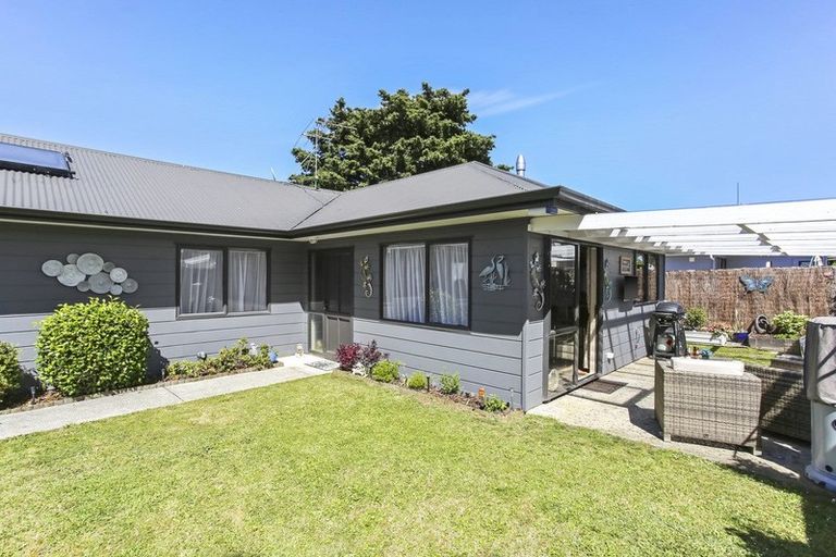 Photo of property in 42a Harrisville Road, Tuakau, 2121