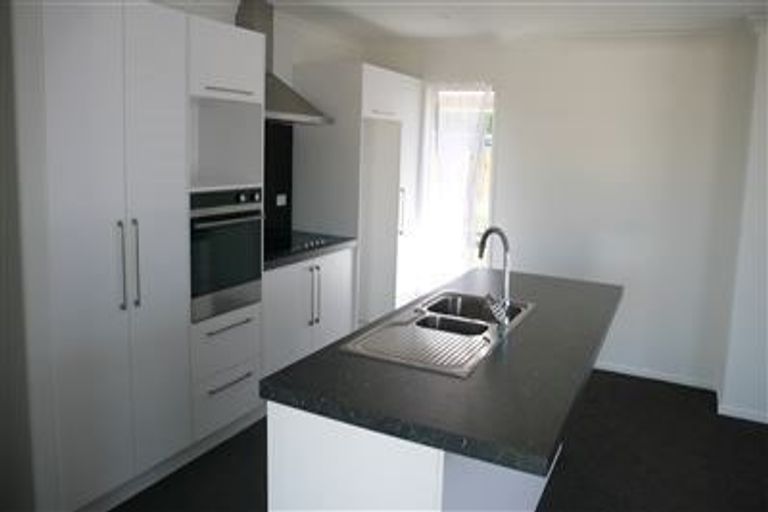 Photo of property in 5 Matawai Puna Drive, Pukekohe, 2120