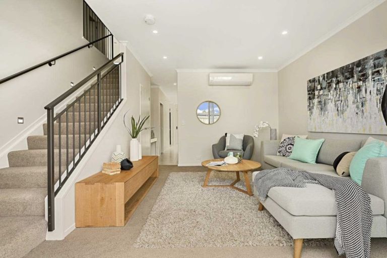 Photo of property in 39 Matairangi Avenue, Totara Heights, Auckland, 2105