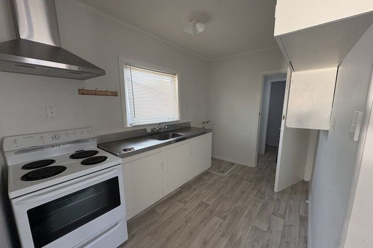 Photo of property in 3/92 Parkers Road, Tahunanui, Nelson, 7011