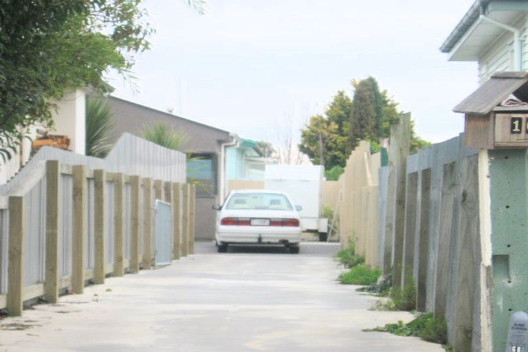 Photo of property in 16a Hinton Road, Taradale, Napier, 4112