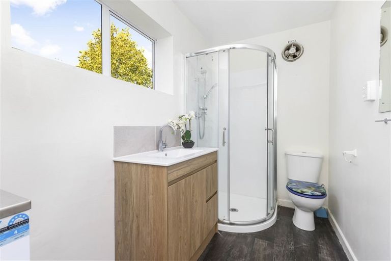 Photo of property in 8 Garthwood Road, Hillcrest, Hamilton, 3216