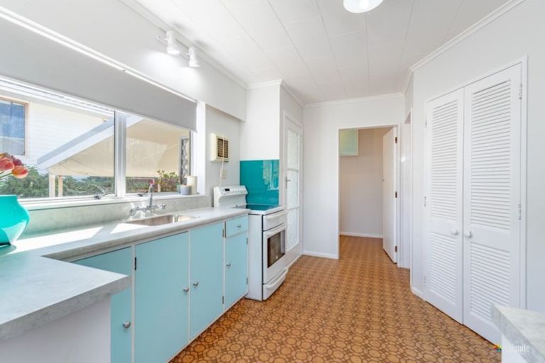 Photo of property in 4 Toledo Grove, Totara Park, Upper Hutt, 5018